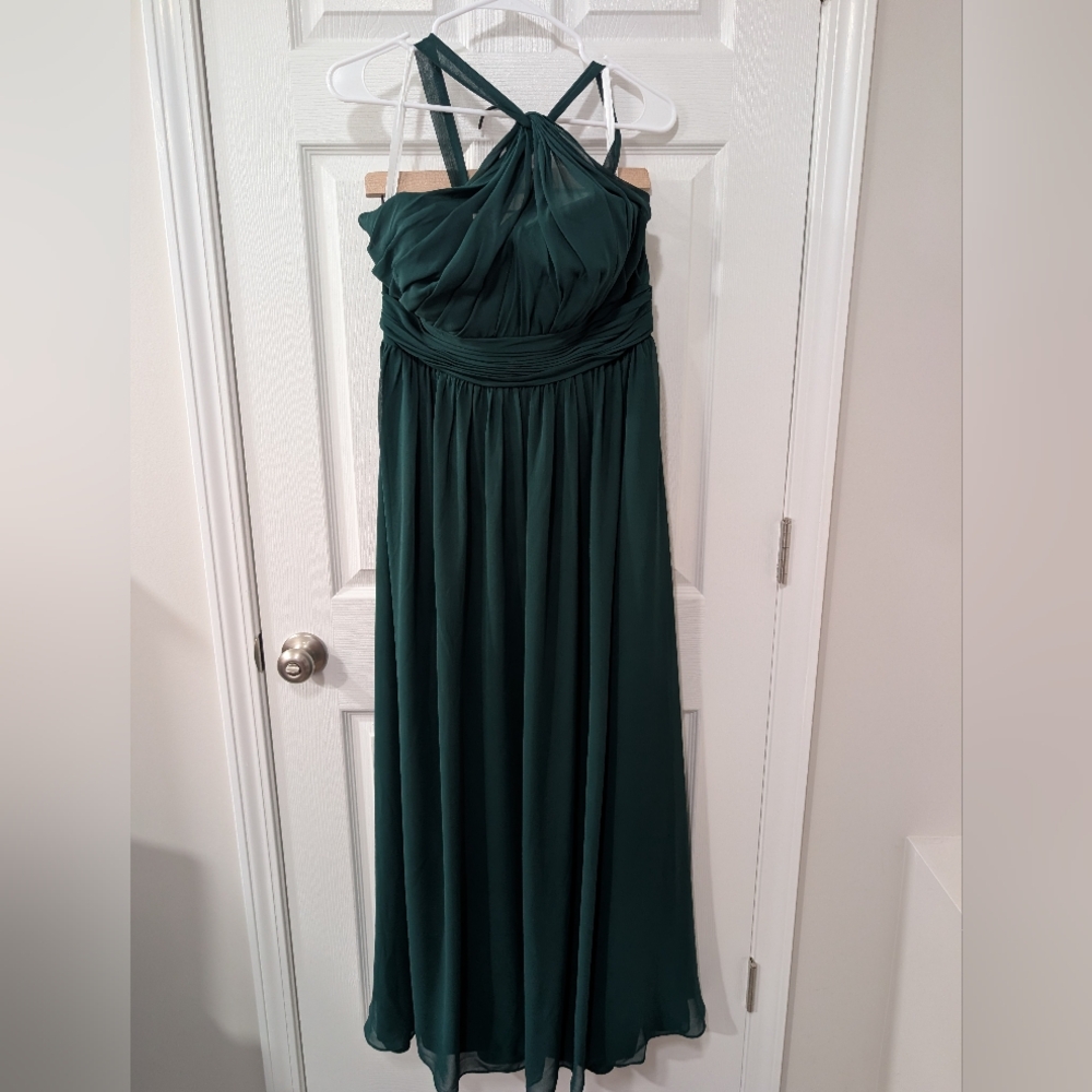 Revelry,‎ Size 10, Emerald Green, High Neck, Brooklyn Bridesmaid Dress, Chiffon